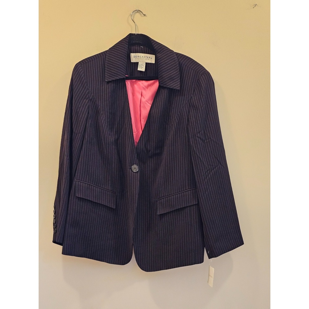 NWT Women's Doncaster Signature Pinstripe Blazer Black/Hot Pink Size 22W